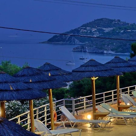 Hotel Magda Agia Marina  Exterior photo