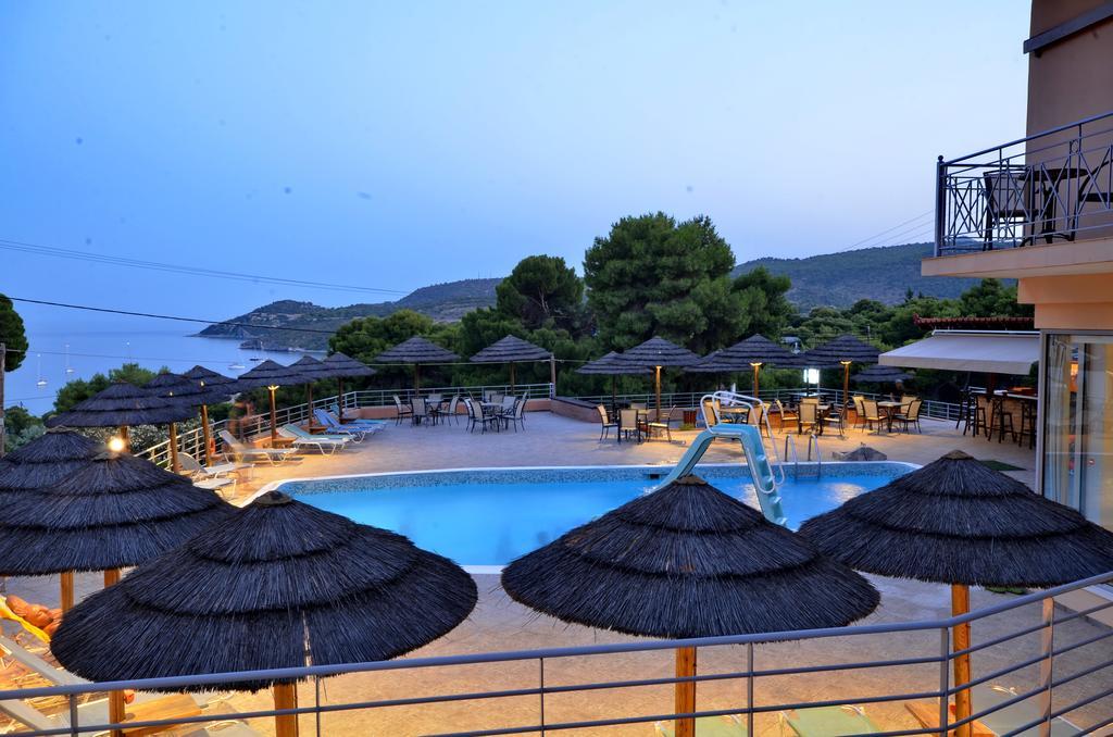 Hotel Magda Agia Marina  Exterior photo