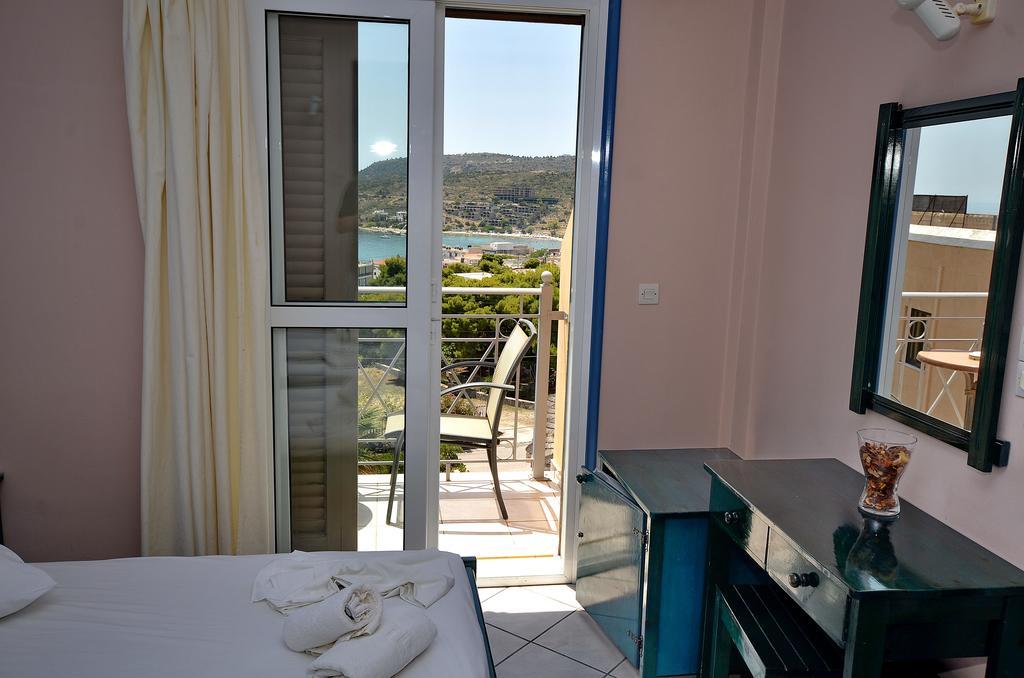 Hotel Magda Agia Marina  Exterior photo