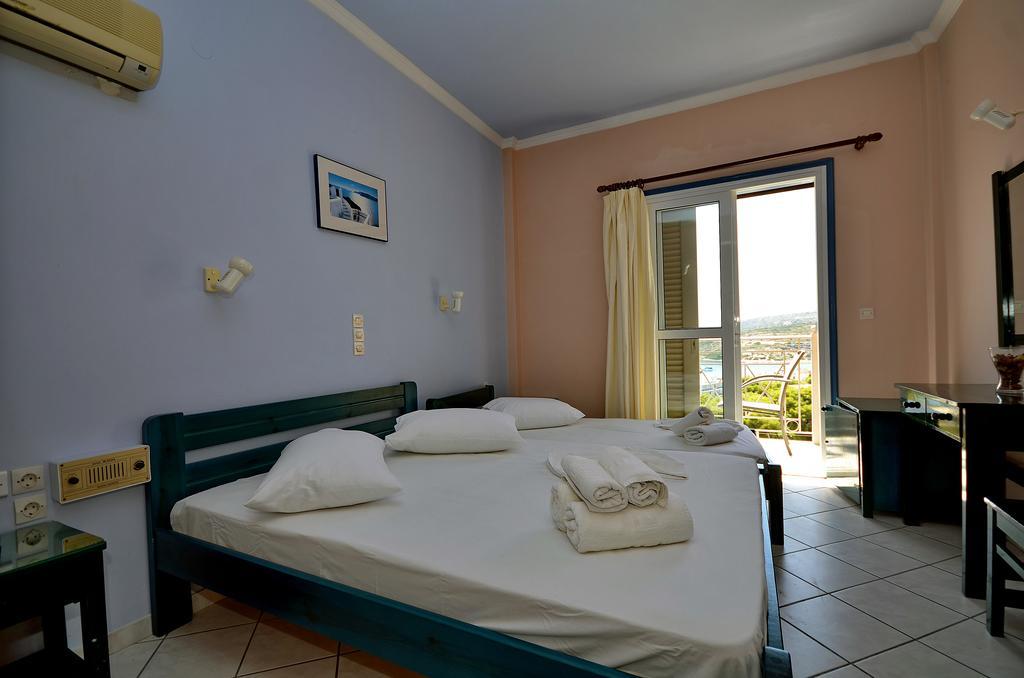 Hotel Magda Agia Marina  Exterior photo